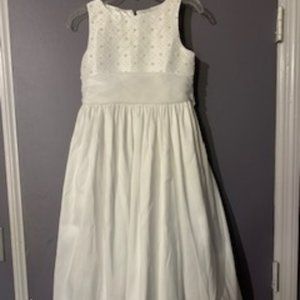 Girls Size 8 First Communion or Flower Girl Dress